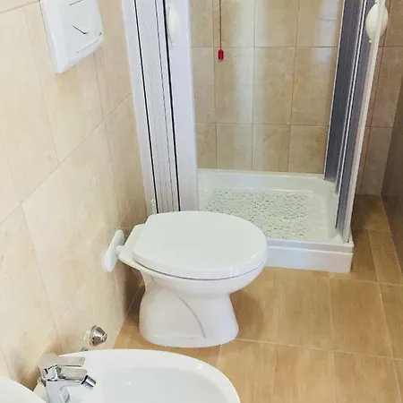 B&B Pizzomunno E Cristalda Rooms Vieste Exterior photo